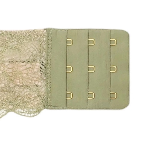 ⚡️NWT Victoria’s Secret Very Sexy Lace Up Bralette - Picture 11 of 13